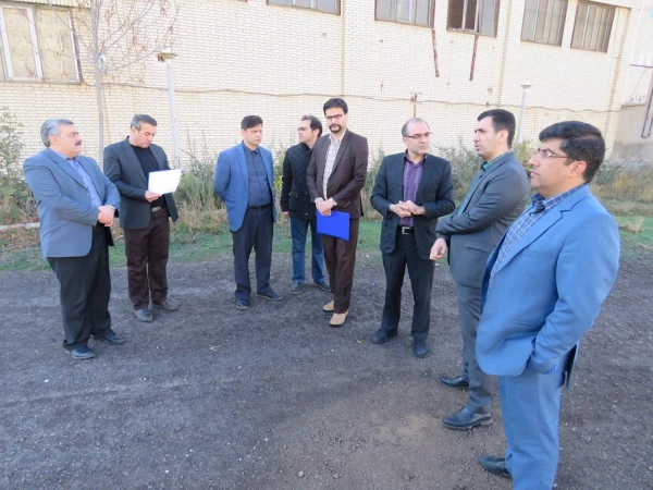 بازدیدآقای دکتر مصلحی مدیر کل محترم طرح، برنامه و بودجه دانشگاه فرهنگیان و هیات همراه از قسمت ها ی ساختمانی، فضای فیزیکی و سالن ورزشی پردیس ها              ی علامه طباطبایی و بنت الهدی صدر اردبیل 6