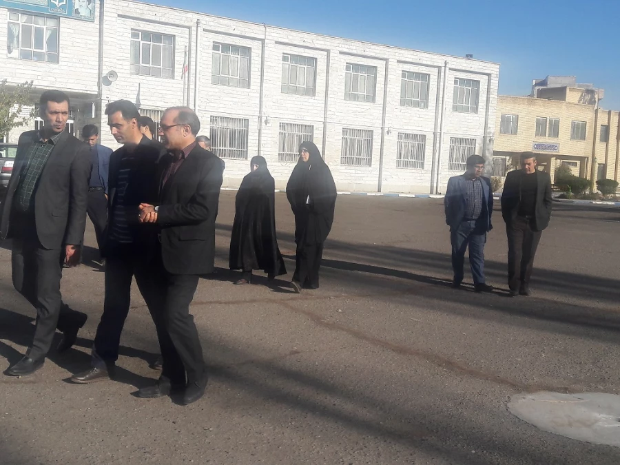 بازدیدآقای دکتر مصلحی مدیر کل محترم طرح، برنامه و بودجه دانشگاه فرهنگیان و هیات همراه از قسمت ها ی ساختمانی، فضای فیزیکی و سالن ورزشی پردیس ها              ی علامه طباطبایی و بنت الهدی صدر اردبیل 10