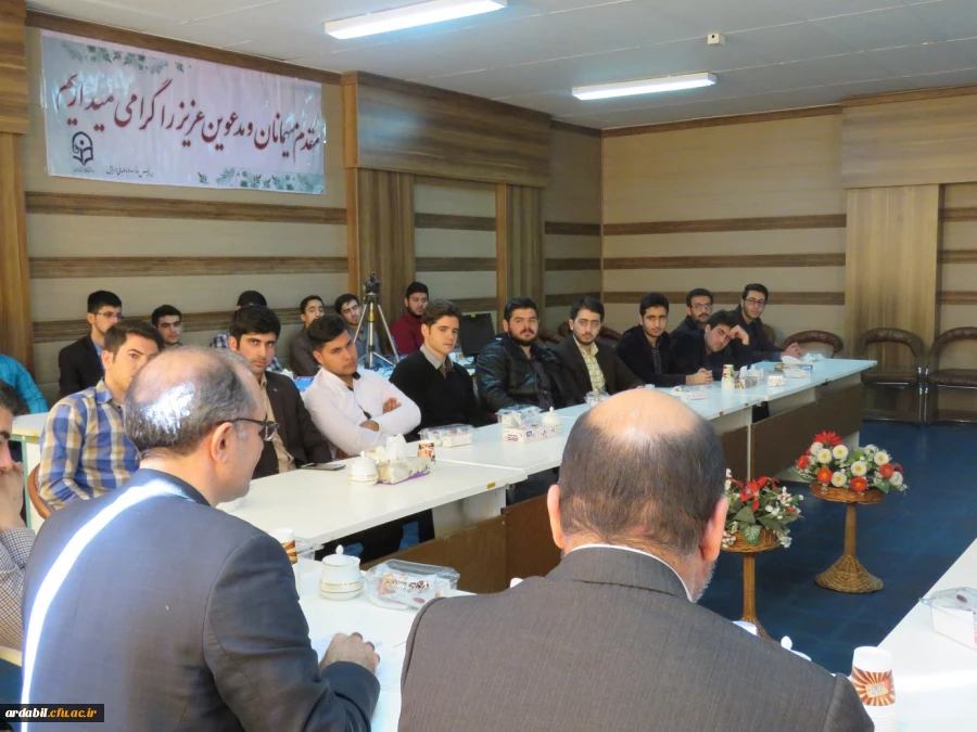 دیدار سرپرست مدیریت امور پردیس های دانشگاه فرهنگیان اردبیل با دانشجویان منتخب پردیس علامه طباطبایی 3