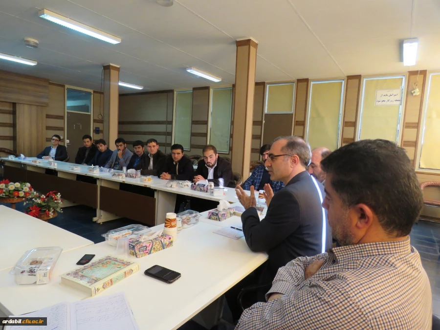 دیدار سرپرست مدیریت امور پردیس ها ی دانشگاه فرهنگیان اردبیل با دانشجویان منتخب پردیس علامه طباطبایی 5
