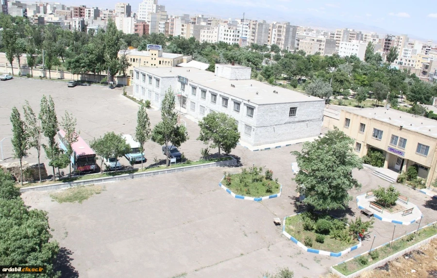 پردیس بنت الهدی صدر اردبیل (خواهران)