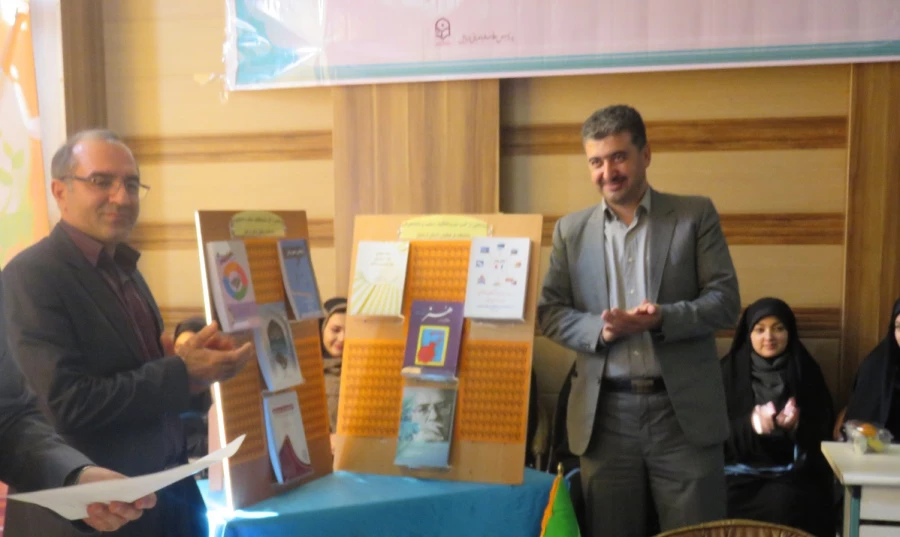 برگزاری مراسم بزرگداشت هفته پژوهش و تجلیل از پژوهشگران برتر دانشگاه فرهنگیان استان 5