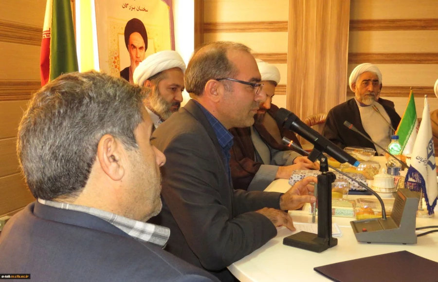 دکتر عبدی در مراسم تکریم و معرفی مسئول نهاد نمایندگی مقام معظم رهبری در دانشگاه فرهنگیان اردبیل:

نهاد رهبری، بازوی پرتوان دانشگاه در زمینه تعلیم و تربیت آینده سازان کشور است. 2