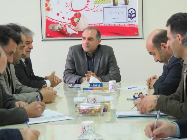 اولین جلسه «ستاد شاهد و ایثارگران» در محل مدیریت دانشگاه فرهنگیان استان اردبیل با حضور مسئولان بنیاد شهید استان اردبیل تشکیل شد. 2