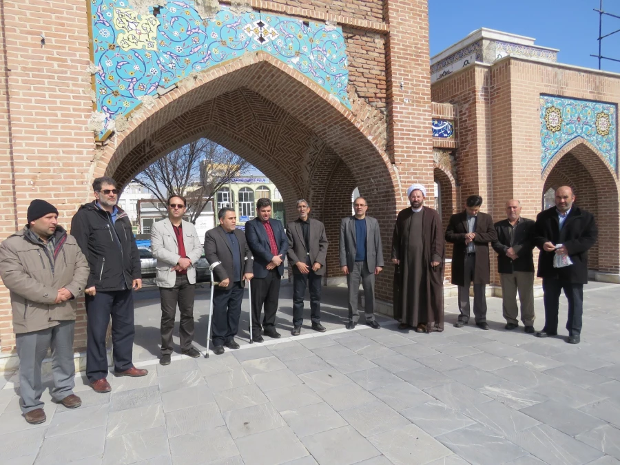 دکتر رضا عبدی، مدیر استانی دانشگاه فرهنگیان اردبیل در  مراسم  تجدید میثاق با شهداء:
«هر انسانی در هر زمانی برای توسعه ی مکتب خود تکلیفی دارد و تکلیف ما انجام با بصیرت و جهادگونه ی وظایف و مسؤولیت های فعلی است»  4