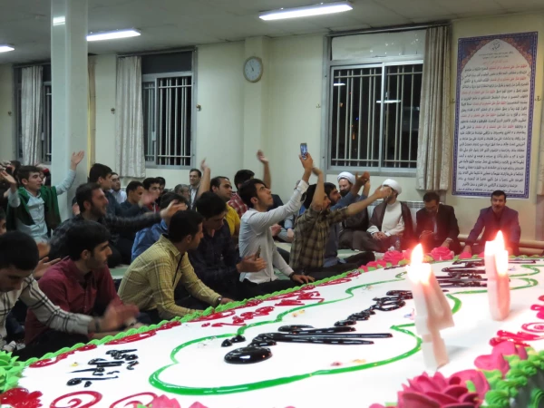 جشن باشکوه  نیمه شعبان در دانشگاه فرهنگیان اردبیل
«در انتظار تو چشمم سپید گشت و غمی نیست
اگر قبول تو افتد فدای چشم سیاهت» 2