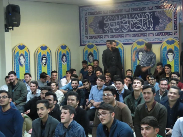 جشن باشکوه  نیمه شعبان در دانشگاه فرهنگیان اردبیل
«در انتظار تو چشمم سپید گشت و غمی نیست
اگر قبول تو افتد فدای چشم سیاهت» 2