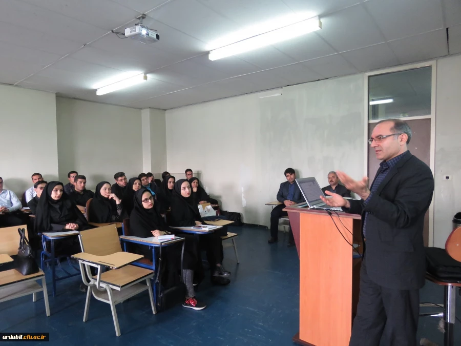 بازدید مدیر امور پردیس های دانشگاه فرهنگیان اردبیل از کلاس های درسی و آموزشی-توجیهی  معلمان جدید الاستخدام دوره آموزشی ماده ۲۸ 2