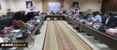 اولین کارگاه آموزشی توانمندسازی استادان گروه شیمی دانشگاه فرهنگیان در حال برگزاری است