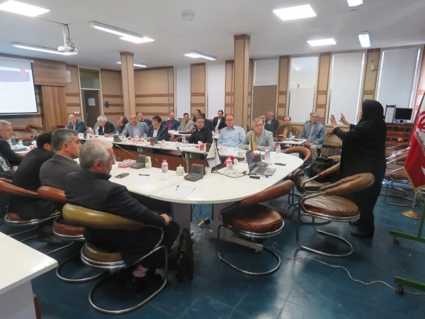 برگزاری دورۀ آموزشی "روش تحقیق کیفی با تأکید بر تحلیل محتوا" 2