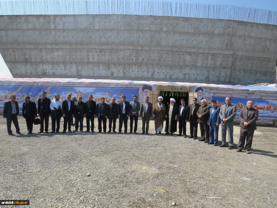 بازدید جمعی از اساتید هیات علمی بسیجی دانشگاه فرهنگیان استان از نمایشگاه عملیات مرصاد 2