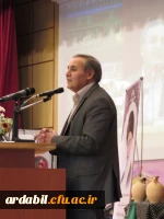 دکتر عبدی در آیین استقبال از نو دانشجومعلمان دانشگاه فرهنگیان اردبیل:

حرفۀ معلمی از نظر قرآن و از نظر تمام متفکران تعلیم تربیت شغل ارزشمند و مقدسی است. 9