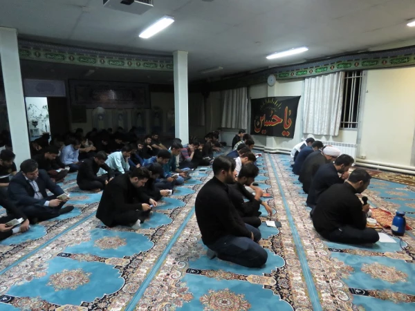 قرائت زیارت پرفیض عاشورا در پردیس علامه طباطبایی دانشگاه فرهنگیان اردبیل 5