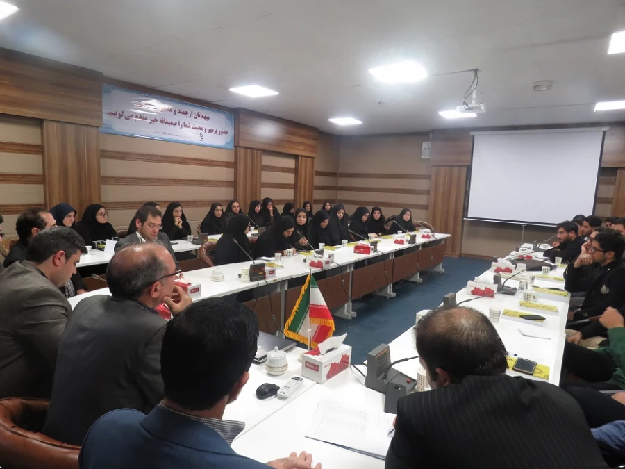 نشست صمیمی سرپرست مدیریت امور پردیس های دانشگاه فرهنگیان اردبیل با دبیران کانون های فرهنگی، انجمن های علمی،  ورزشی و فعالان فرهنگی دانشگاه  4