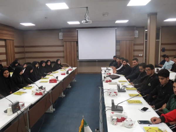 نشست صمیمی سرپرست مدیریت امور پردیس های دانشگاه فرهنگیان اردبیل با دبیران کانون های فرهنگی، انجمن های علمی،  ورزشی و فعالان فرهنگی دانشگاه  6