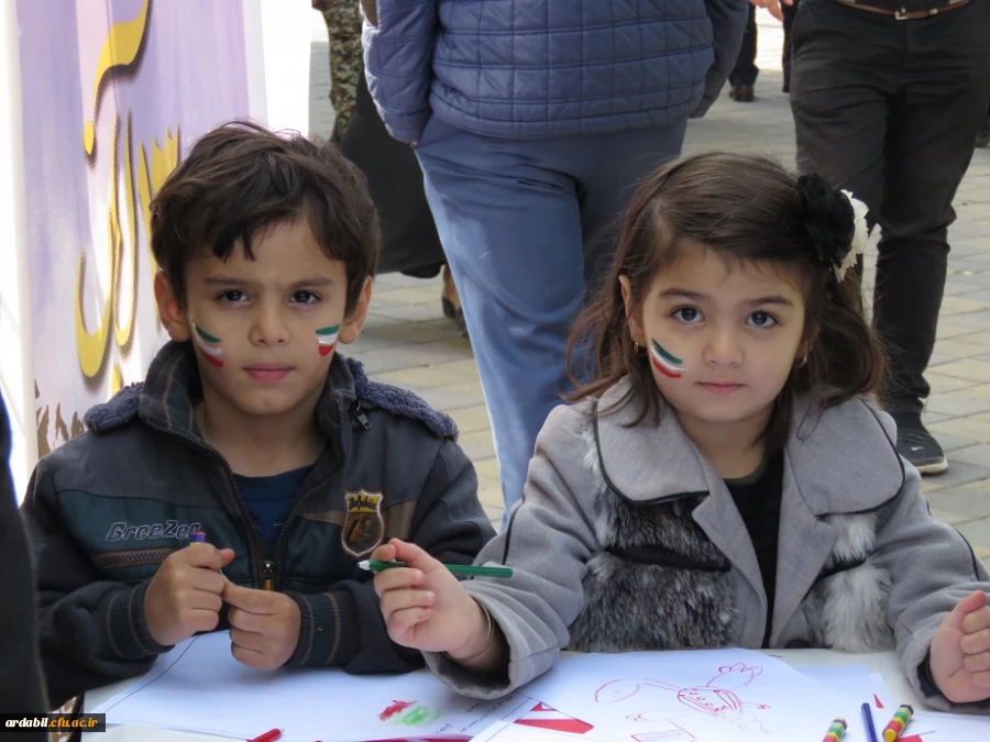 شرکت با شکوه اساتید، کارکنان و دانشجومعلمان دانشگاه فرهنگیان اردبیل در راهپیمایی 13 آبان 6