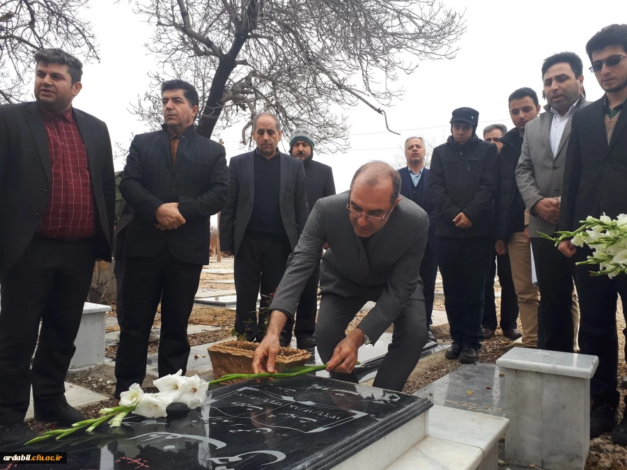 مراسم ادای احترام  به مقام شامخ شهدا 5