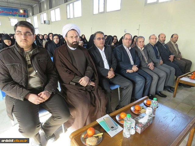 نشست صمیمی مدیرکل آموزش وپرورش استان و سرپرست دانشگاه فرهنگیان اردبیل با
مهارت آموزان ورودی 97 2