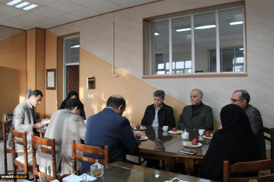 در دیدار رئیس دانشگاه فرهنگیان استان اردبیل با رئیس مجمع خیرین مدرسه ساز اردبیل عنوان شد:

بستر برای انجام بهترین و مؤثرترین کار خیر در دانشگاه فرهنگیان فراهم است 2