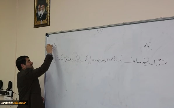 نشست هم اندیشی نقش اساتید در رصد و مواجه با بحران ها و فتنه های پیش رو برگزار شد 8