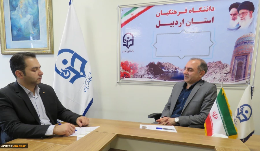 دکتر رضا عبدی مدیر امور پردیس های استان اردبیل ارائه کرد:
گزارش عملکرد بخش های مختلف دانشگاه فرهنگیان استان اردبیل در سال 1397 2