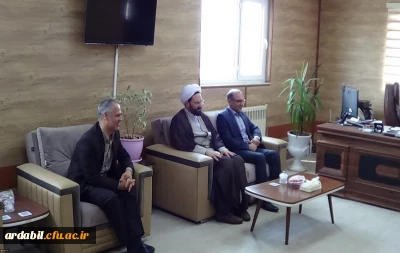 دیدار دکترعبدی مدیریت امور پردیس های استان اردبیل به همراه حجت الاسلام زمانی مسئول دفتر نمایندگی مقام معظم رهبری در دانشگاه فرهنگیان استان با امام جمعه محترم ، فرماندار، شهردار، رییس شورای شهرستان نیر و کارکنان مرکز آموزش عالی آزادگان نیر
