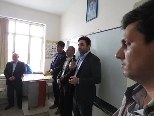 بازدید مسئولان دانشگاه فرهنگیان اردبیل از دبیرستان 12 فروردین شهرستان نیر 4
