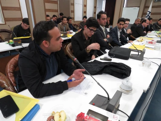 به مناسبت گرامیداشت هفته سرآمدی آموزش:

برگزاری «نشست نومعلمان» با مشارکت اداره کل آموزش و پرورش 3