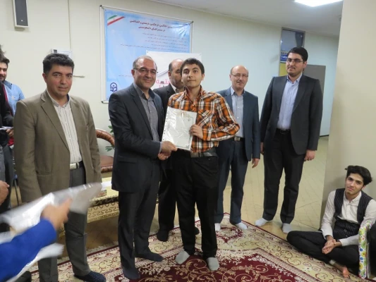 به مناسبت هفته سراها :

حضور سرپرست مدیریت امور پردیس ها و مسئول دفتر نهاد نمایندگی مقام معظم رهبری در جمع دانشجو معلمان خوابگاهی
 2