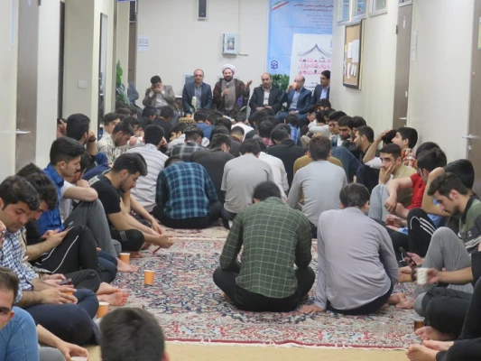 به مناسبت هفته سراها :

حضور سرپرست مدیریت امور پردیس ها و مسئول دفتر نهاد نمایندگی مقام معظم رهبری در جمع دانشجو معلمان خوابگاهی
 2