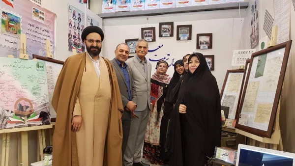 بازدید اعضای هیات رئیسه از غرفه دانشگاه فرهنگیان استان اردبیل در نمایشگاه آثار و موزه اسناد و مفاخر تربیت معلم ایران 8