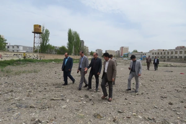 در جهت اجرایی ساختن تفاهم نامه منعقد شده مابین شهرداری و دانشگاه فرهنگیان اردبیل صورت گرفت:

جلسه مشترک سرپرست دانشگاه فرهنگیان اردبیل با شهردار 3