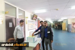 با حضور پرشور دانشجومعلمان در پردیس علامه طباطبایی اردبیل برگزار شد:

 انتخابات شورای صنفی-رفاهی: اردیبهشت 98 2