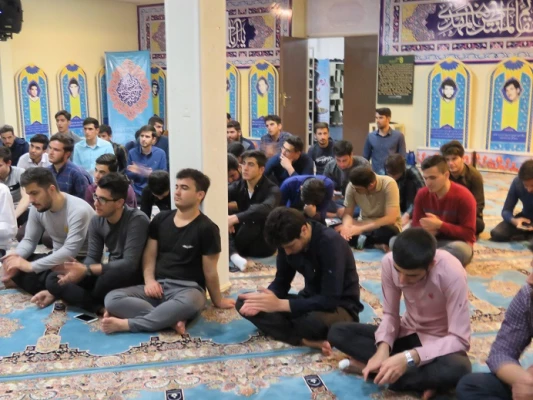 در پردیس علامه طباطبایی دانشگاه فرهنگیان اردبیل برگزار شد:

جشن میلاد کریمه اهل بیت حضرت امام حسن مجتبی(ع) و تجلیل از دانشجومعلمان فعال قرآنی 2