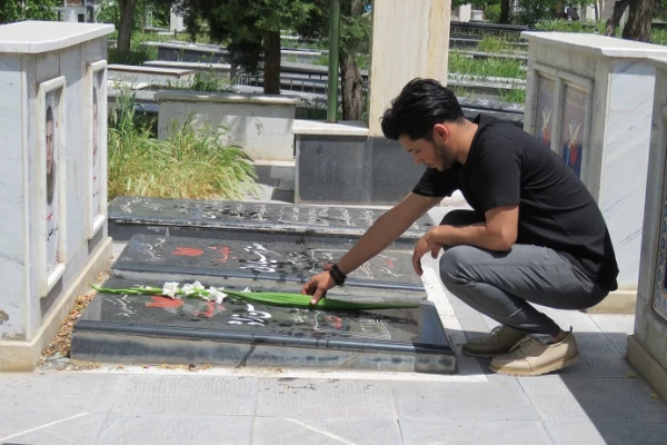 به مناسبت سالروز آزادسازی خرمشهر انجام گرفت:

عطرافشانی مزار شهدای والامقام دفاع مقدس و مدافعان حرم توسط مسؤلین و دانشجومعلمان پردیس علامه طباطبایی اردبیل 4