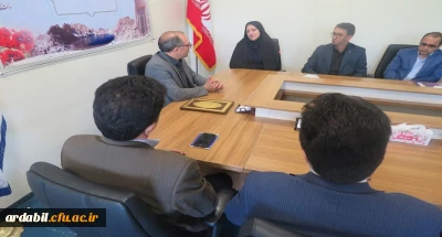 در راستای اشاعه فرهنگ کتاب و کتاب خوانی در بین دانشجومعلمان انجام شد:

امضاء تفاهم نامه همکاری مابین دانشگاه فرهنگیان و اداره کل کتابخانه های عمومی استان اردبیل