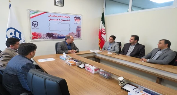 با حضور سرپرست مدیریت امور استانی دانشگاه فرهنگیان استان اردبیل انجام شد:

جلسه مشترک با معاون سرپرستی بانک تجارت استان  2