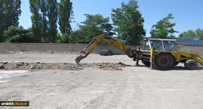 گزارش تصویری از روند اجرایی عملیات عمرانی احداث دیوار و فضای سبز دانشگاه فرهنگیان استان اردبیل 5