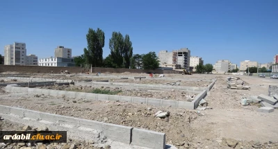 گزارش تصویری از روند اجرایی عملیات عمرانی احداث دیوار و فضای سبز محوطه دانشگاه فرهنگیان استان اردبیل