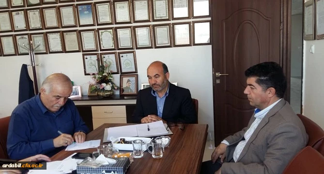 دیدار دبیر بنیاد خیرین حامی دانشگاه فرهنگیان استان با رئیس مجمع خیرین مدرسه ساز استان اردبیل 2