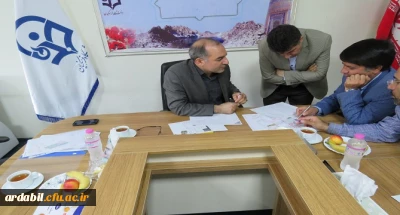 در راستای تسریع در اجرایی ساختن تفاهم نامه منعقده مابین دانشگاه فرهنگیان و شهرداری اردبیل انجام شد:

جلسه مشترک با معاون عمرانی شهرداری اردبیل