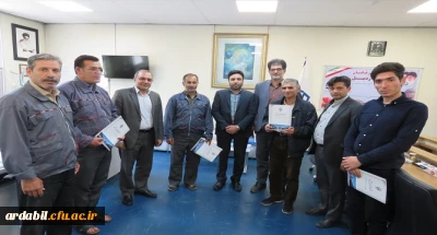 نشست صمیمی نیروهای خدماتی_ شرکتی دانشگاه فرهنگیان استان با سرپرست دانشگاه فرهنگیان استان اردبیل