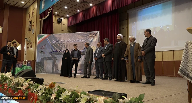 معلم رکن اصلی نظام تعلیم و تربیت در سند تحول بنیادین آموزش و پرورش است 5