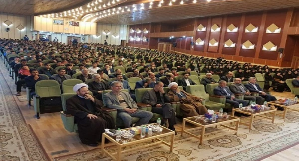 معلم رکن اصلی نظام تعلیم و تربیت در سند تحول بنیادین آموزش و پرورش است 9