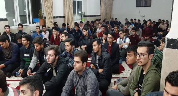 ویژه برنامه بصیرتی با حضور حجت الاسلام عابدی مسئول دفتر نمایندگی ولی فقیه در ناحیه بسیج دانشجویی استان اردبیل 3