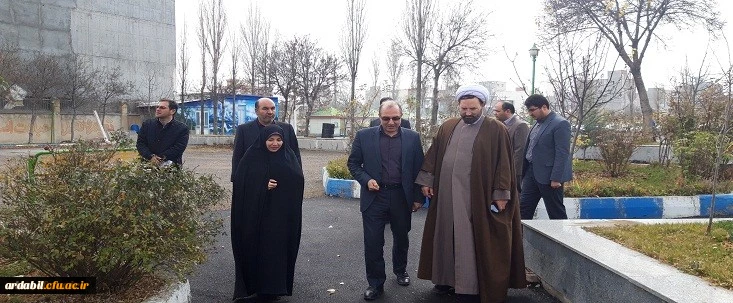 بازدید سرپرست دانشگاه فرهنگیان استان اردبیل از روند اجرای آسفالت ریزی 3