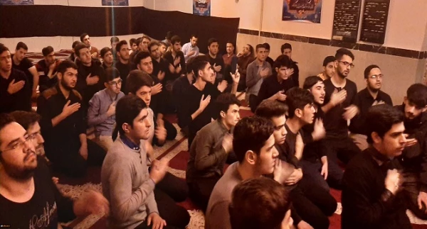 مراسم بزگداشت یاد و خاطره سردار دلها شهید سلیمانی و شهدای حادثه هوایی
 2