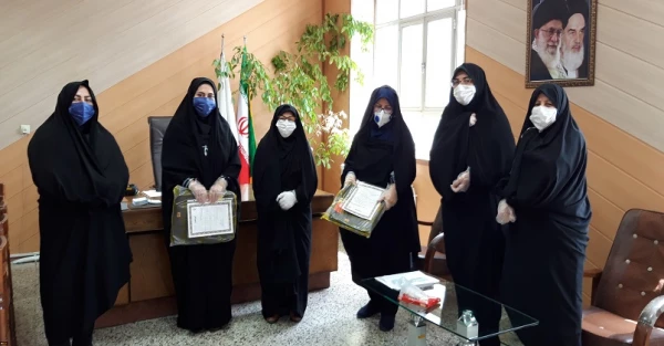 تجلیل از مسئولین آموزش پردیس بنت الهدی صدر
 2