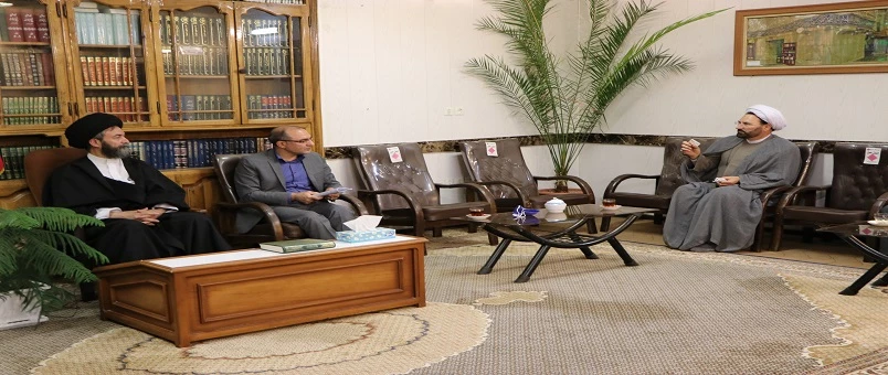 دیدار سرپرست دانشگاه و اعضای بنیاد خیرین حامی دانشگاه فرهنگیان استان اردبیل با نماینده ولی فقیه و امام جمعه اردبیل 5