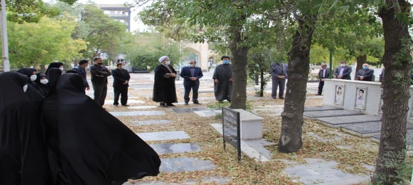 غبارروبی مزار شهدا